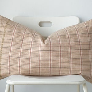 Hmong Hemp Lumbar Pillow Cover: Handwoven Batik, Tribal Design (16x26&quot;)