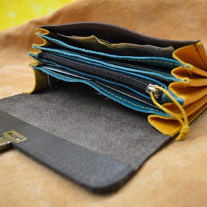 Waiter's wallet made of leather, large wallet, waiter's wallet, large in many colors