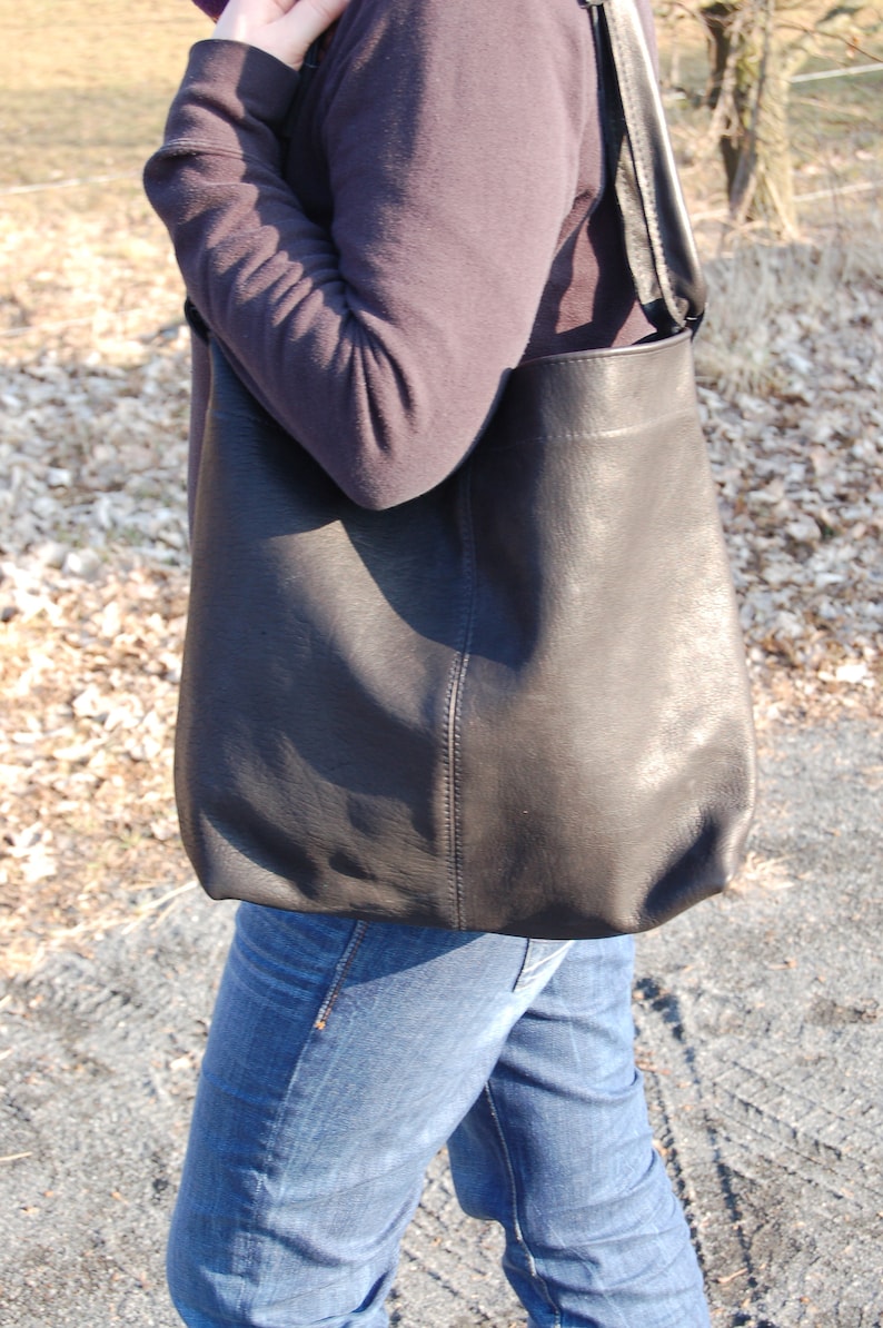 Shopper, large handbag, shoulder bag, leather bag, made of soft leather image 2