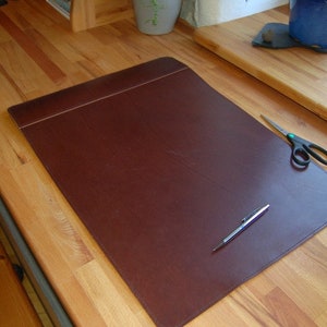 Desk pad made of leather, table pad made of leather image 4