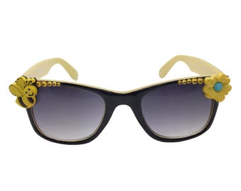 Dark Purple Bumble Bee Sunglasses, Luxury Gold Oversize  display picture 3
