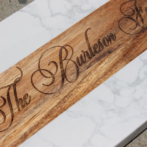 Tabla de cortar de madera de mármol personalizada Tabla de servir de queso de charcutería grabada Compromiso de boda personalizado Cumpleaños Gracias Regalo de cierre