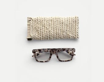 Crochet Pattern | eyeglass + sunglass pouch | THE SOLE CASE