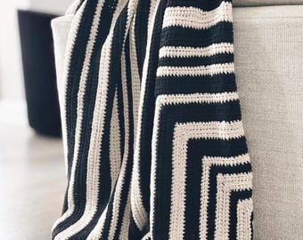 Crochet Geometric Mitred Throw Blanket | THE MITRA