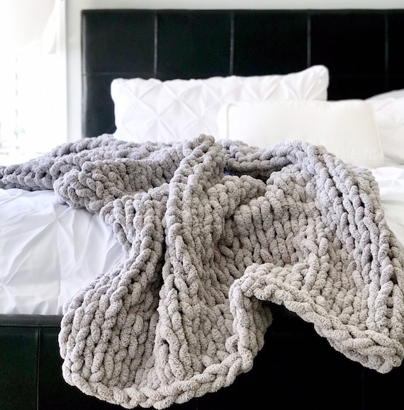 Light grey chenille throw outlet