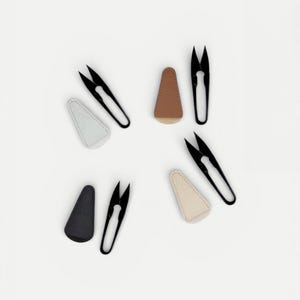 Modern Minimalist Craft Knit + Crochet | STAINLESS STEEL SCISSORS + Sheath