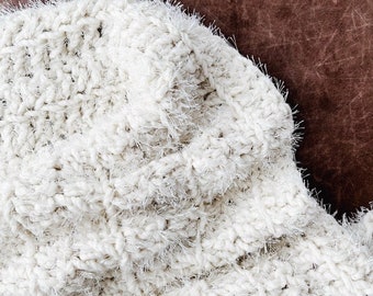 Crochet Pattern |  Faux Fur Crochet Blanket Throw  | THE PELOSA