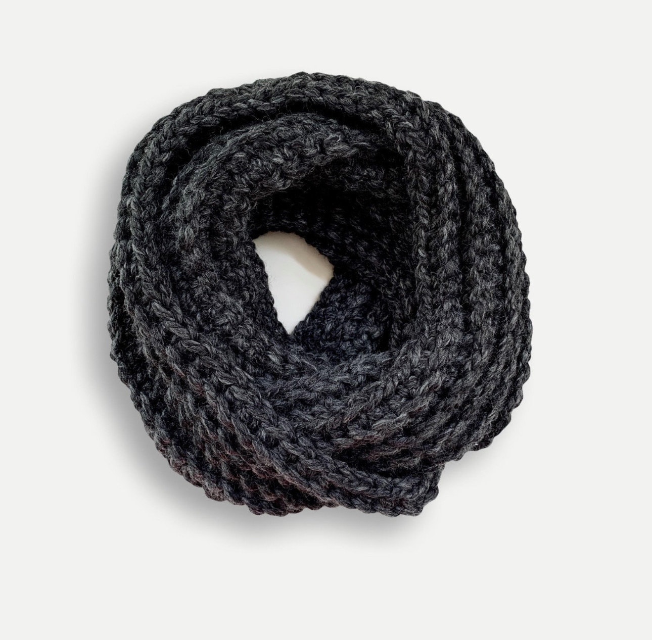 Crochet Pattern | Easy Chunky Ribbed Unisex Infinity Scarf | THE ANELLO ...