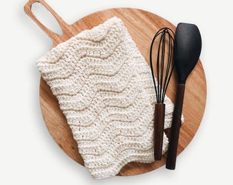 Crochet Pattern |  Ripple Stitch Wavy Towel | THE CENCIO