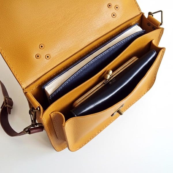 Sac messager en cuir jaune