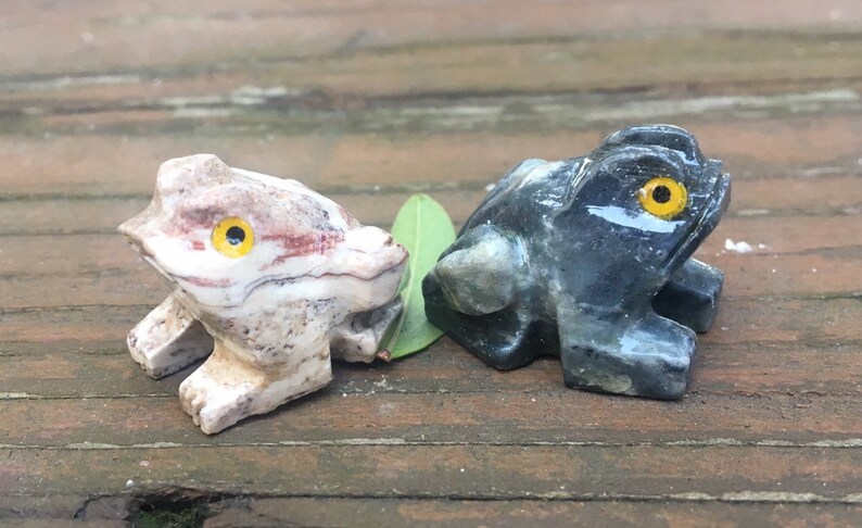 carved stone frog soapstone