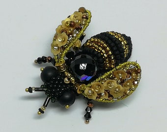 Beaded Bee Brooch, Elytra Wings, Bead Embroidery