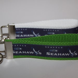 Seattle Seahawks key chain, Seattle Seahawks Ribbon, Novelty Gift, football key chain, gifts under 10
