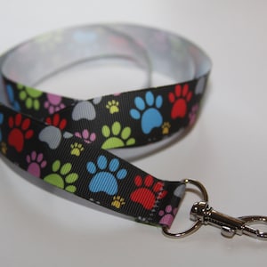 Paw Print Lanyard, Lanyard, ID Badge Key Holder, Animal Lovers Lanyard, Break Away, Veterinary Lanyard, Novelty Gift, Retractable Reel