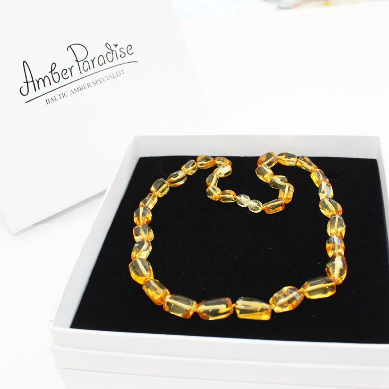 Elegant Baltic amber necklacecollar is made using the finest pieces of baltic honey amber.