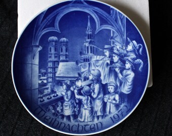 Blue White Bavarian Porcelain Christmas Plate.Christmas in Munich.Weihnachten 1972,Peterskirche. Frauenkirche.Bareuther Porcelain, H Mueller