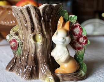 Hornsea Fauna Royal  Small Bud Vase. Bunny Rabbit, Posy Vase, Tree and Flowers. Woodland Idyll