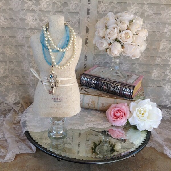 Mannequin, Dress Form, Pincushion, Jewelry display, Necklace stand, Jewelry Organizer, French Crown, Tabletop Craft display, Pink, Vintage