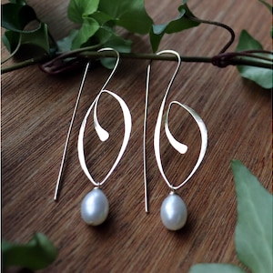 Gold Earrings, Gold Dangle Earrings, Gold Spiral Earrings, Yellow Gold Earrings, Pearl Earrings, Drop Earrings, 14K Gold Filled Earrings