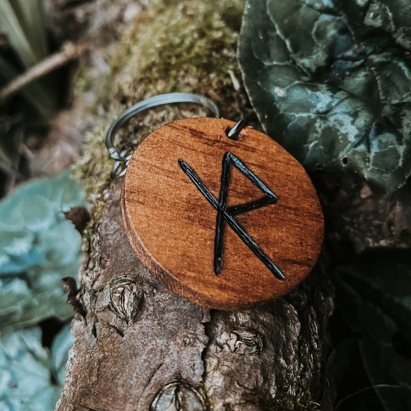 Rune - original hand-burnt keyrings - protection viking good luck safe travels Nordic wooden key chain witch divination