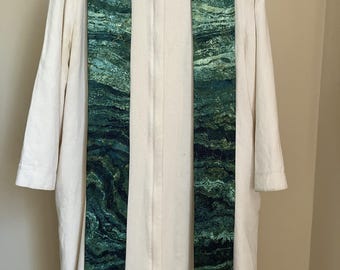 Clergy Green Stole:  Cascading Colors