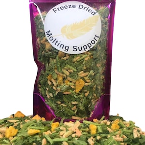 Freeze Dried Molting Support Mix for Pet Birds, Natural Feather Growth Formula, Treats For Birds, All-Natural Parrot Food Topper, 1oz Bag