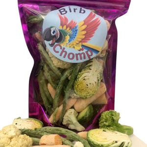 Freeze Dried Parrot Food, Large Pieces, Bird Chop, 1oz, Raw, MI Seasonal Mixed Vegetables, Foraging Treat, Pet Veggie Mix, Chunky Chop Veg