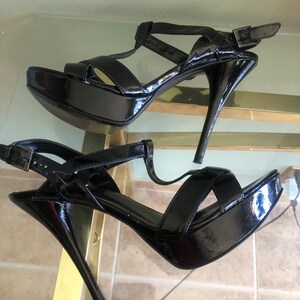 Vintage Black Patent Leather high Heel Platform Designer Guess Ladies Shoes, 7M, Sexy Stilettos, Date Night, Free Ship, Bachelorette