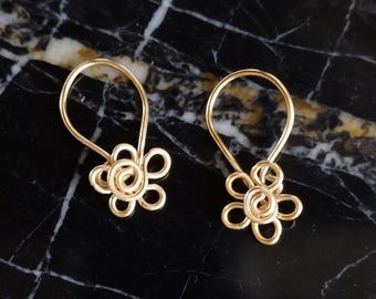 Adjustable Clip On Nipple Rings: Copper Wire Flower Charm, Non Piercing