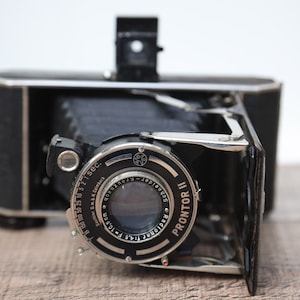 Vintage Beier Voran German Film Camera, Brown Leather Case, Fully Operational, Made in Germany, 1933, Vintage folding camera, 120mm camera