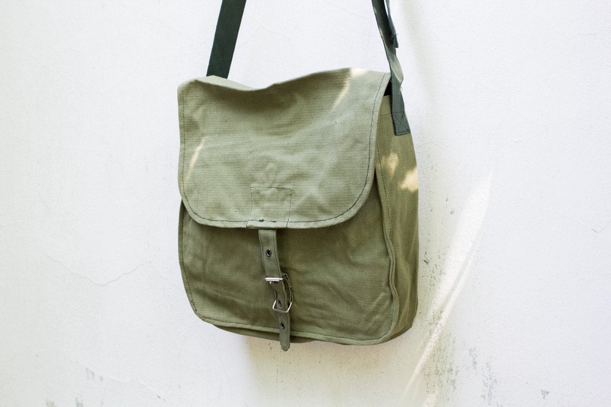 人気商品 Vintage Green Military Bag Army Canvas Bag Soviet Unused バッグ