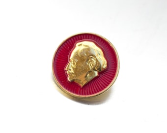 Vintage Bulgarian Pin Georgi Dimitrov Dimitroff Red Gold small Badge Pin Communist Trophy, OHTTEAM, Communist memorabilia Ussr Soviet