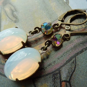 Elster Lilly's White Opals Earrings image 1