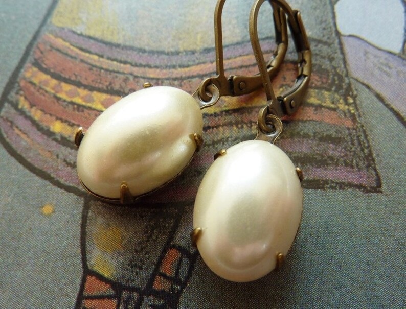 Elster Lillys cream candy Earrings image 1