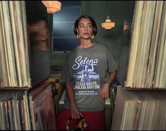Selena Quintanilla Graphic T-Shirt, Comfort Colors 1717, Retro Tejano Music Tee