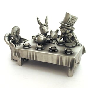 The Mad Hatter's Tea Party Pewter Thimble Diorama - Alice in Wonderland Gift - Collectable Thimble Gift - Mum Dad Christmas Gift