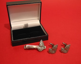 Victorian Wedding Christmas Gift British Royal History Gift Queen Victoria Design Pewter Cufflinks Gift Boxed