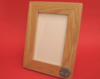 Tree of Life Design Real Oak Picture Frame 6 x 4 With Hand Cast Pewter Well Being Good Luck Gift