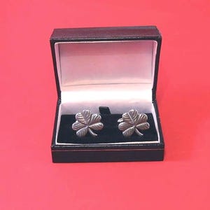Shamrock Pewter Cufflinks - Wedding Good Luck Gift - Fathers Day Gift - Irish Gift - St Patrick&#39;s Day Gift - Irish Wedding Gift for Him