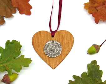 Tudor Rose Oak Wooden Heart Ornament, Tudor Rose Decoration, Tudor England History Gift