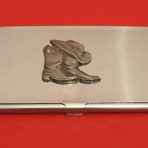 Portatarjetas con diseño de botas y sombrero de vaquero con motivo de peltre fundido a mano, regalo de baile country y western