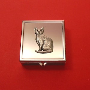 Sitting Cat Design Square Mint / Pill Box Small Trinket Box Pill Case for Medicine Vitamins - Mother&#39;s Day Father&#39;s Day Gift