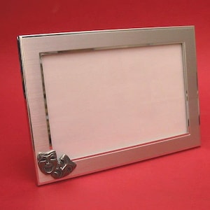 Komedie tragedie maskers landschap fotolijst 4" x 6" met handgegoten tinnen motief, uitvoerende kunstcadeau