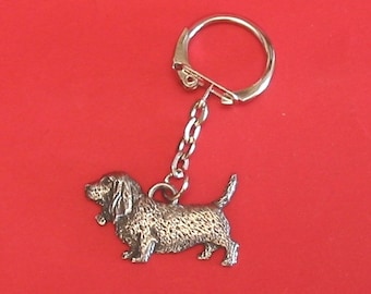 Basset Hound Pewter Keyring - Basset Hound Keychain - Basset Hound Gift - Dog Mom Gift - Basset Hound Dad Gift - Gift for Dog Lover