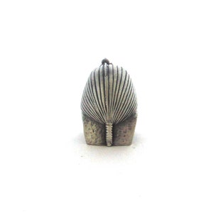 Tutankhamun Thimble Pewter Collectible Thimble Egyptian Pharaoh Gift Tutankhamun Gift Thimble Collector Gift Egypt Gift image 7