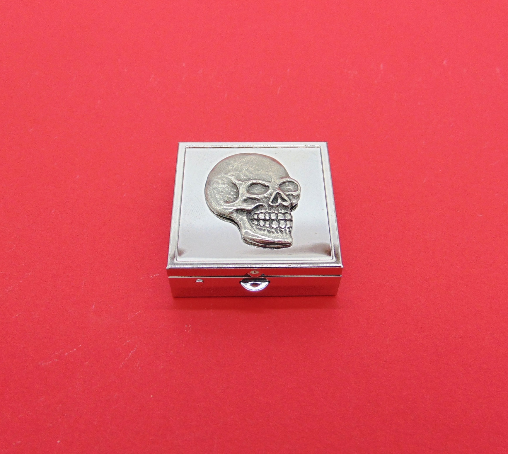 Skull design Square Pill Box - Small Trinket Box - Pill Case for Medicine Vitamins - Skull Gift - Husband Dad Christmas Gift