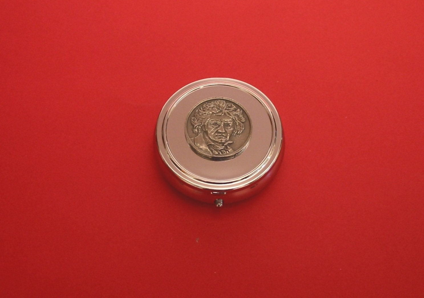 Ludwig Van Beethoven Pewter Plaque on Round Chrome Mint / Pill Box Music Teacher Musician Christmas Gift