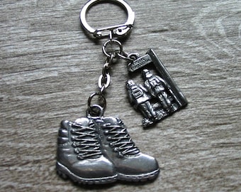 Walking Boots & Public Footpath Pewter Keyring - Combo Keychain Gift for Walker Hiker Rambler - Dad Christmas Gift - Walking Gift - Dad Gift