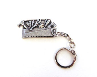 Toolbox DIY Design Pewter Keyring - Tools Keychain - Unique Dad Christmas Gift - Gift for Builder Plumber Mechanic - Builder Dad Gift
