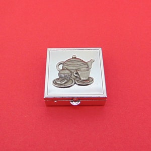 Tea Drinker design Square Chrome Mint / Pill Box - Small Trinket Box - Medicine Vitamins Pill Case - Tea Gift - Tea Lover Gift - Mum Gift